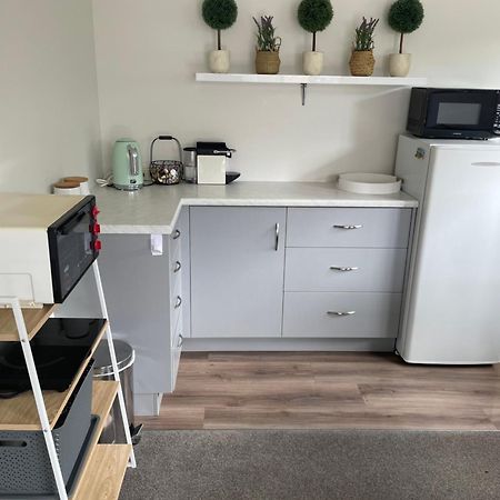 Modern Studio Apartment 摩图伊卡 外观 照片