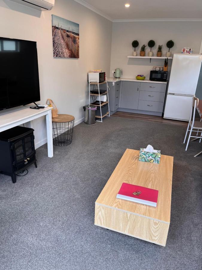 Modern Studio Apartment 摩图伊卡 外观 照片